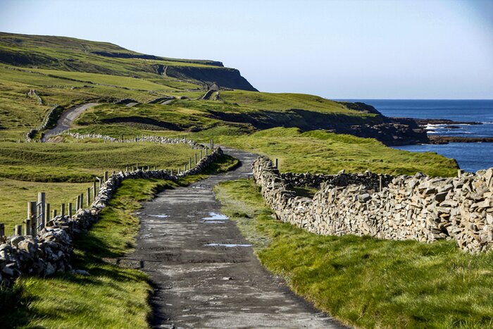 The path from Doolin to the Cliffs of Moher