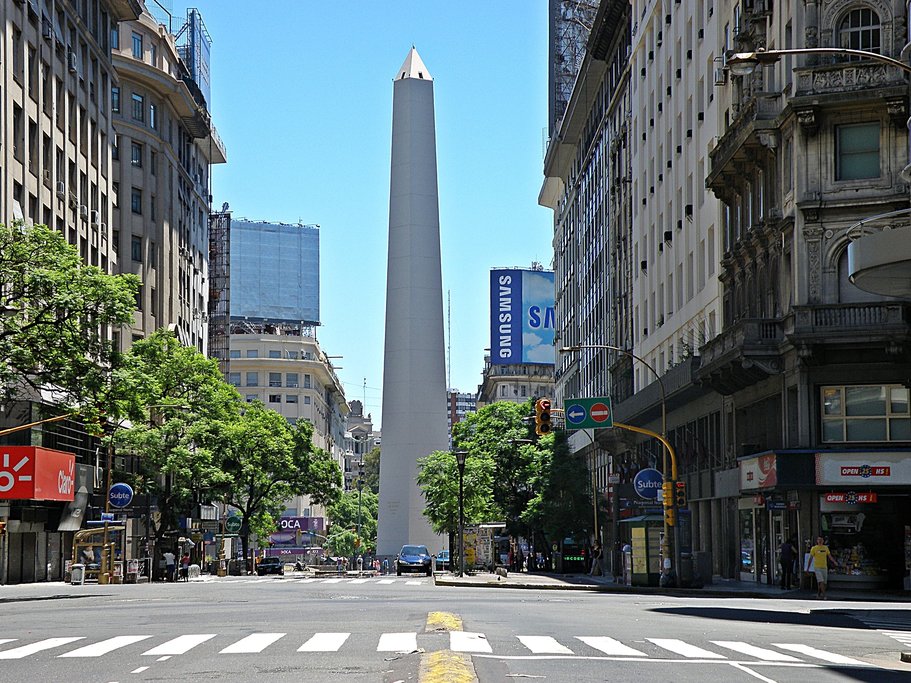 The iconic Obelisco