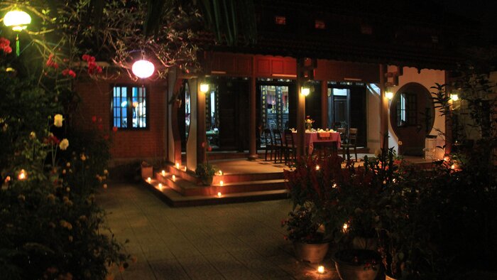 Authentic Home Dining - Enjoy a traditional Hue dinner