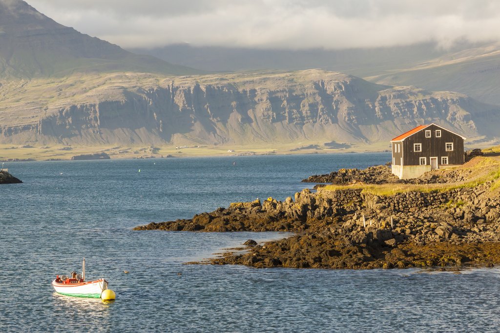 The town of Djúpivogur