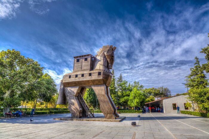 Head to Çanakkale and explore the ruins of Troy and visit the Troy Museum for insight on the tale of the Trojan Horse