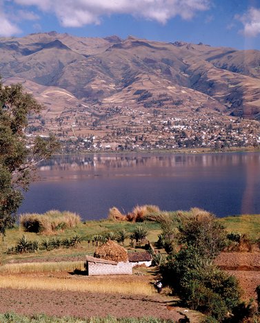 Exploring San Pablo Lagoon & Encounter the Andean Condor at Parque Condor