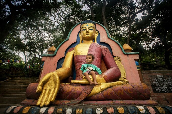 Explore Swoyambunath The Monkey Temple, Kathmandu Durbar Square and Pashupatinath