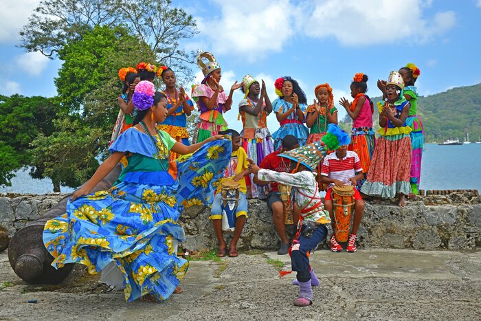 Experience some of Panama's diverse culture on this five-day trip