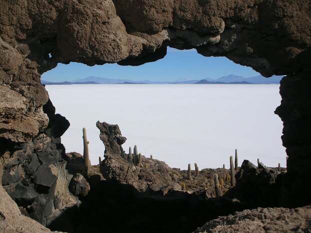 Explore the amazing Uyuni Salt Flats