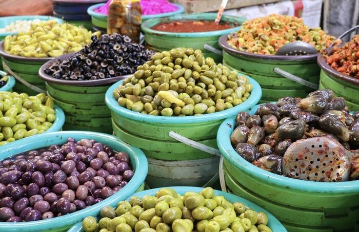 Experience the warmth of Jordanian hospitality with this 15-day journey through its culture and cuisine