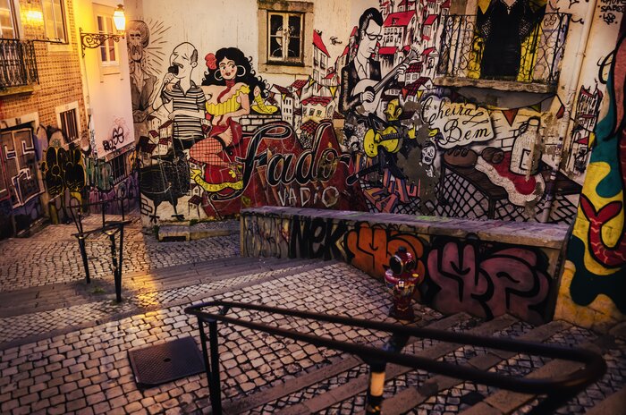 Private Alfama Walk &  Fado Dinner Performance 