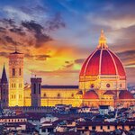 See the Duomo cathedral in Florence on a 3-week tour of Italy