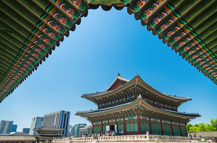 Full Day Seoul City Tour with Gyeongbokgung Palace and Bukchon Hanok Village