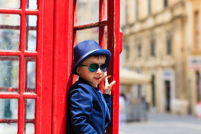 Grab some classic family photo ops as you explore London and Oxford on this 13-day tour