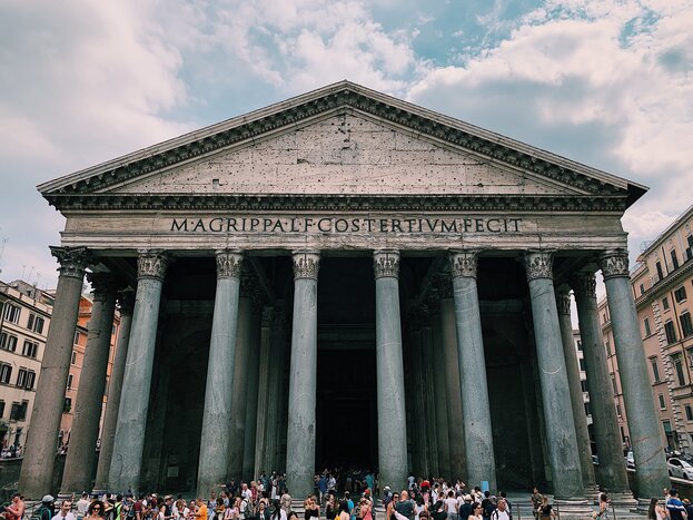 Private guided tour of Rome in Golf Cart
