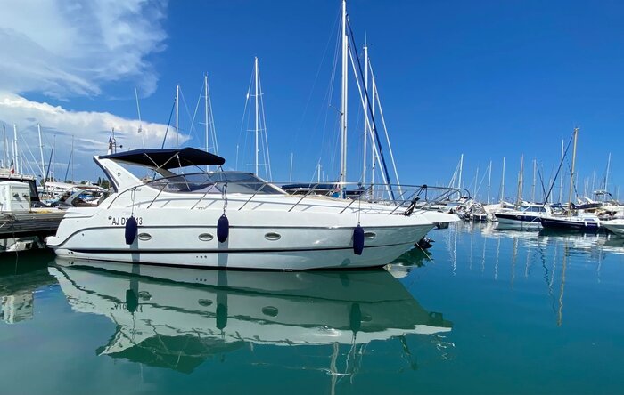 Private boat 2 hours excursion