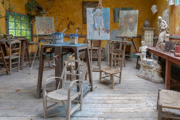Impressionists in Normandy: Private day trip to Monet's gardens in Giverny & Rouen From Paris