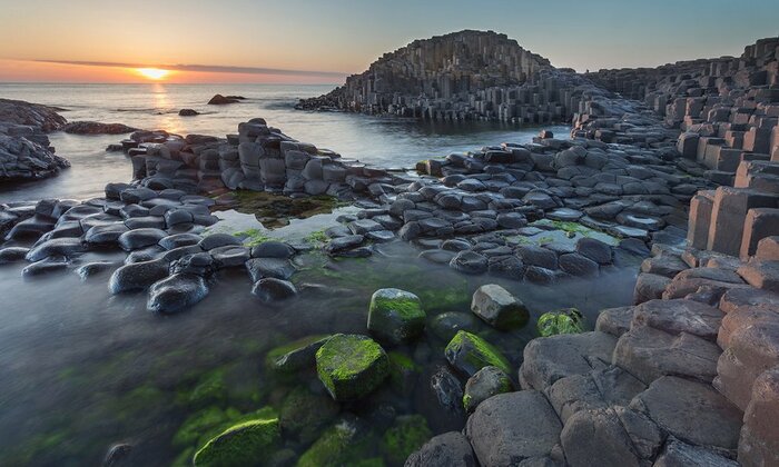 The unusual geology at Giant's Causeway