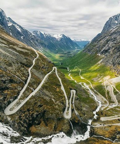 Drive to Geiranger via Trollstigen 