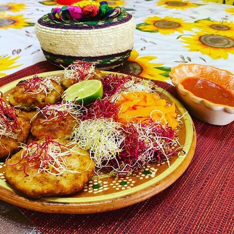 Discover the Art of Cooking and the Enchantment of Mezcal in Tulum