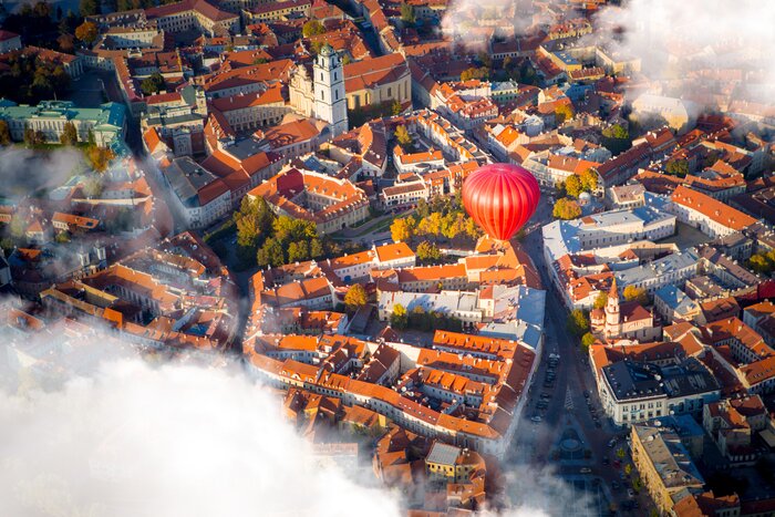 Vilnius City and Jewish History Walking and Driving Tour