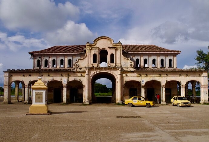 Walking Tour in Mompox