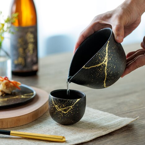 Kintsugi Experience at Shikata Urushi, A Centuries-Old Japanese-Urushi Shop in Kyoto