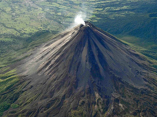 Arenal Volcano National Park Boat & Hike