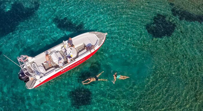 Half-Day Afternoon Cruise to Calanques National Park - small group 