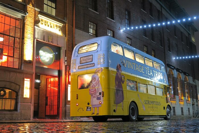 Dublin: Afternoon Tea Vintage Bus Trip