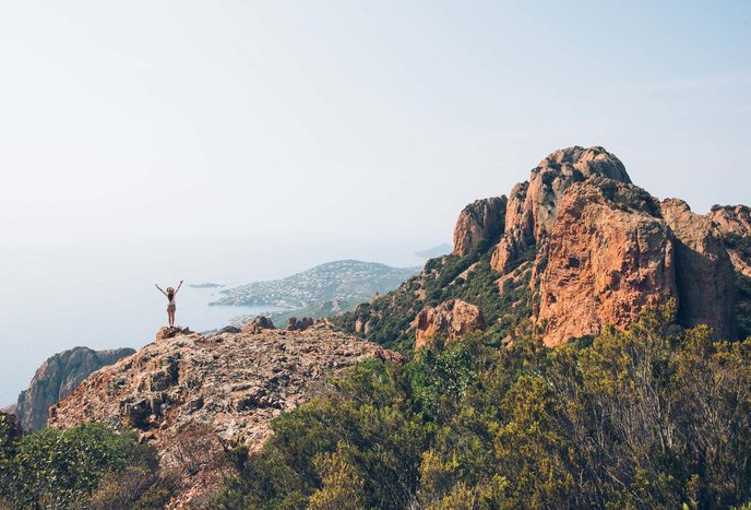 Sunset Hike & Aperitif in the Esterel Massif