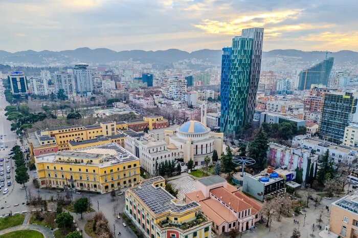 Sightseeing tour of Tirana