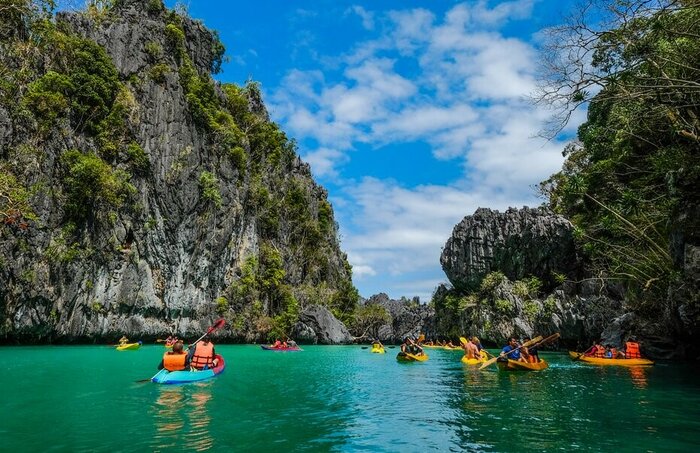 Enjoy a mix of guided tours and free time while staying on Palawan Island for snorkeling
