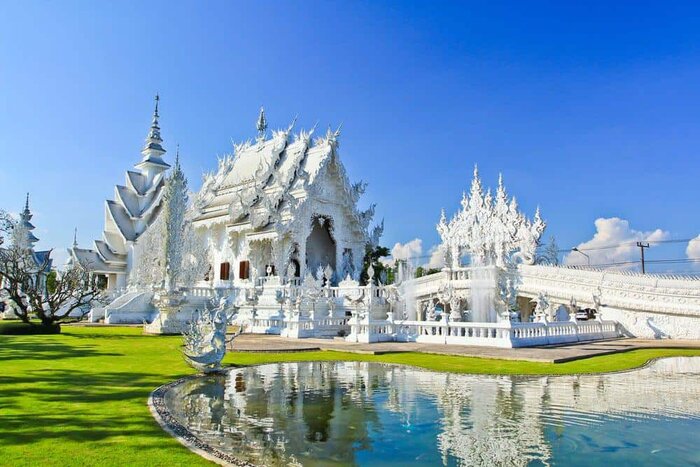 White temple, Blue Temple, Black Museum and Long Neck Karen Village.