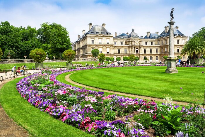 Leisure time at Luxembourg Garden