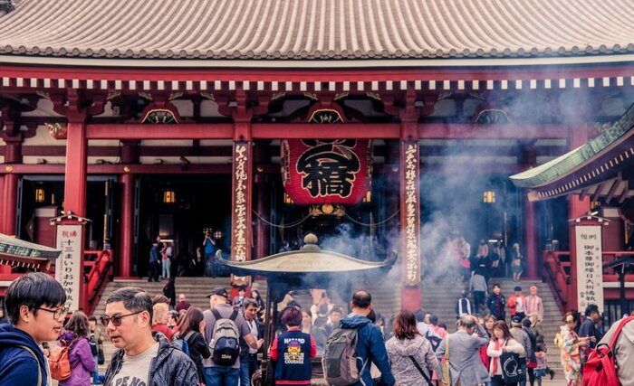 Asakusa, Senso-ji Temple, Nakamise Dori Private Tour with Government-Licensed Guide