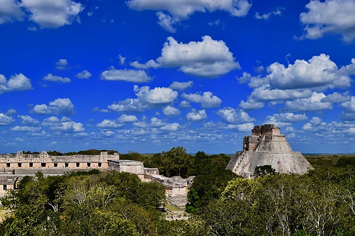 Visit to the archaeological site of Uxmal and the chocolate museum