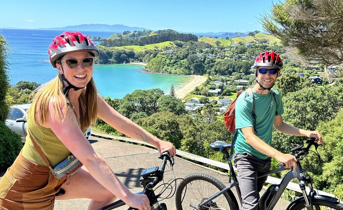 Self-guided E-bike tour Waiheke Island (includes cycle hire)
