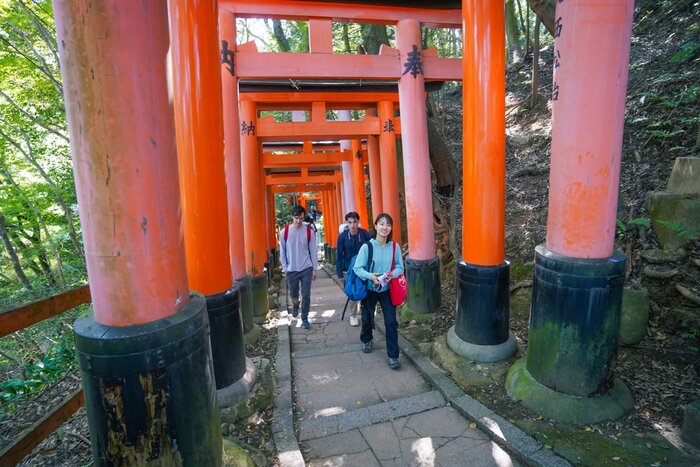 Fushimi Inari Hidden Hiking Tour