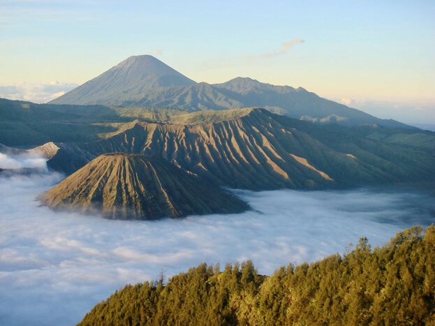 Go to Mountain Pananjakan Point