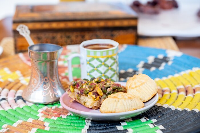 Experience the warmth of Jordanian hospitality with this 11-day journey through its culture and cuisine