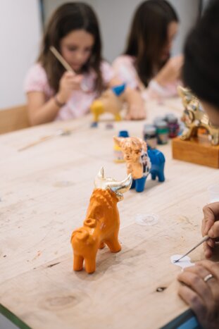 Shared Painting on Ceramic Pucara Toritos 
