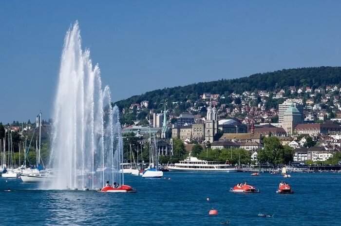 Private Walking Tour - History & Mystery of Zurich