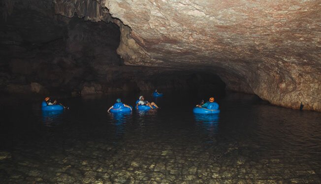 Xunantunich  &  Cave Tubing.