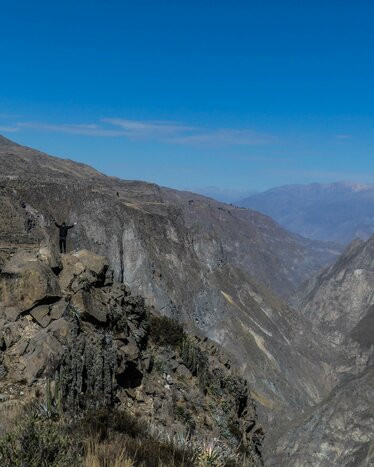 Hike to Chimpa Fortress