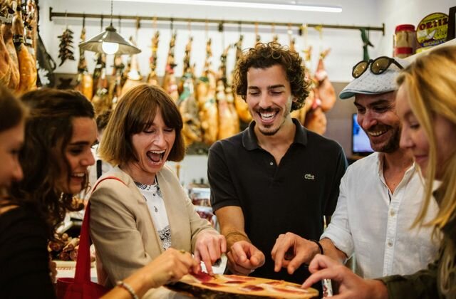 San Sebastian Ultimate Pintxos & Wine Tour 