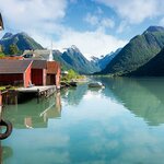 Discover the best of northern Norway between Tromsø and Senja