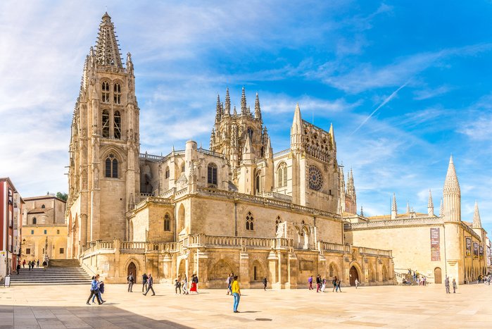 Private Transfer from {{start_location}} to {{end_location}} via Burgos