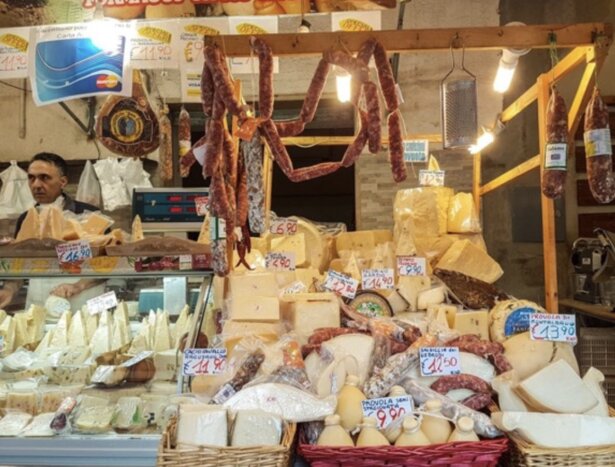 Evening Food Tour of Catania