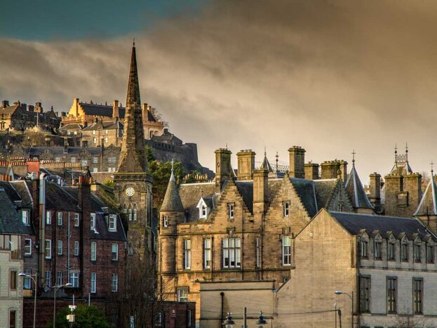 Stirling Old Town Private Walking Tour