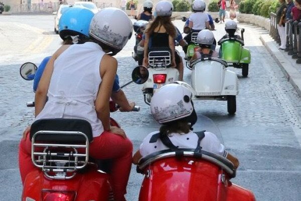 Vespa Sidecar Tour in Rome
