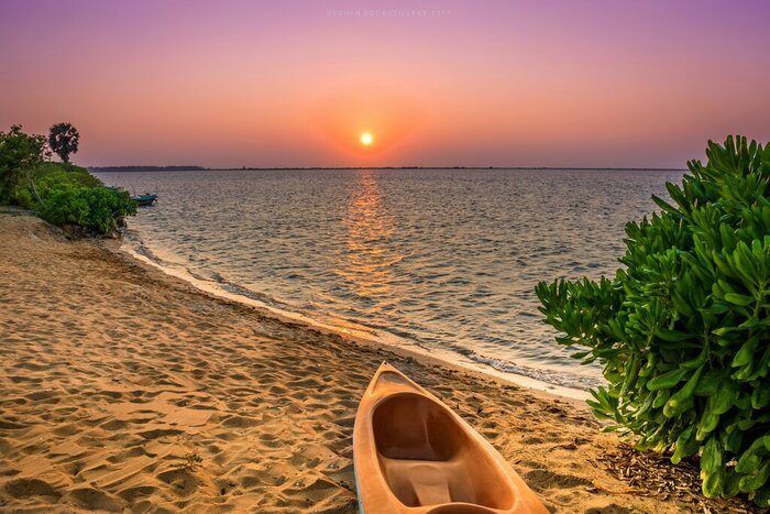 End your trip on the beaches of Unawatuna