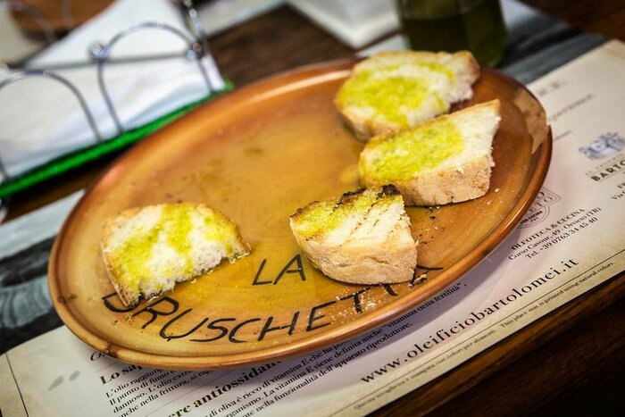 Market tour and Cooking Lesson with a chef 