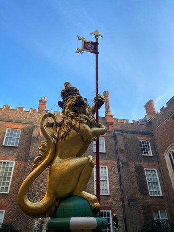 Hampton Court Half-Day Tour